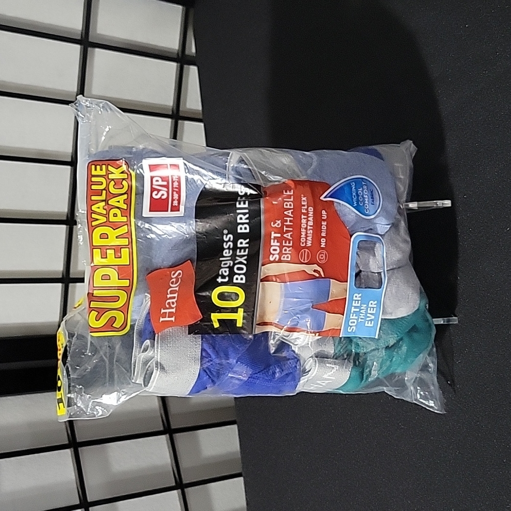 8 pair tagless Boxer Briefs